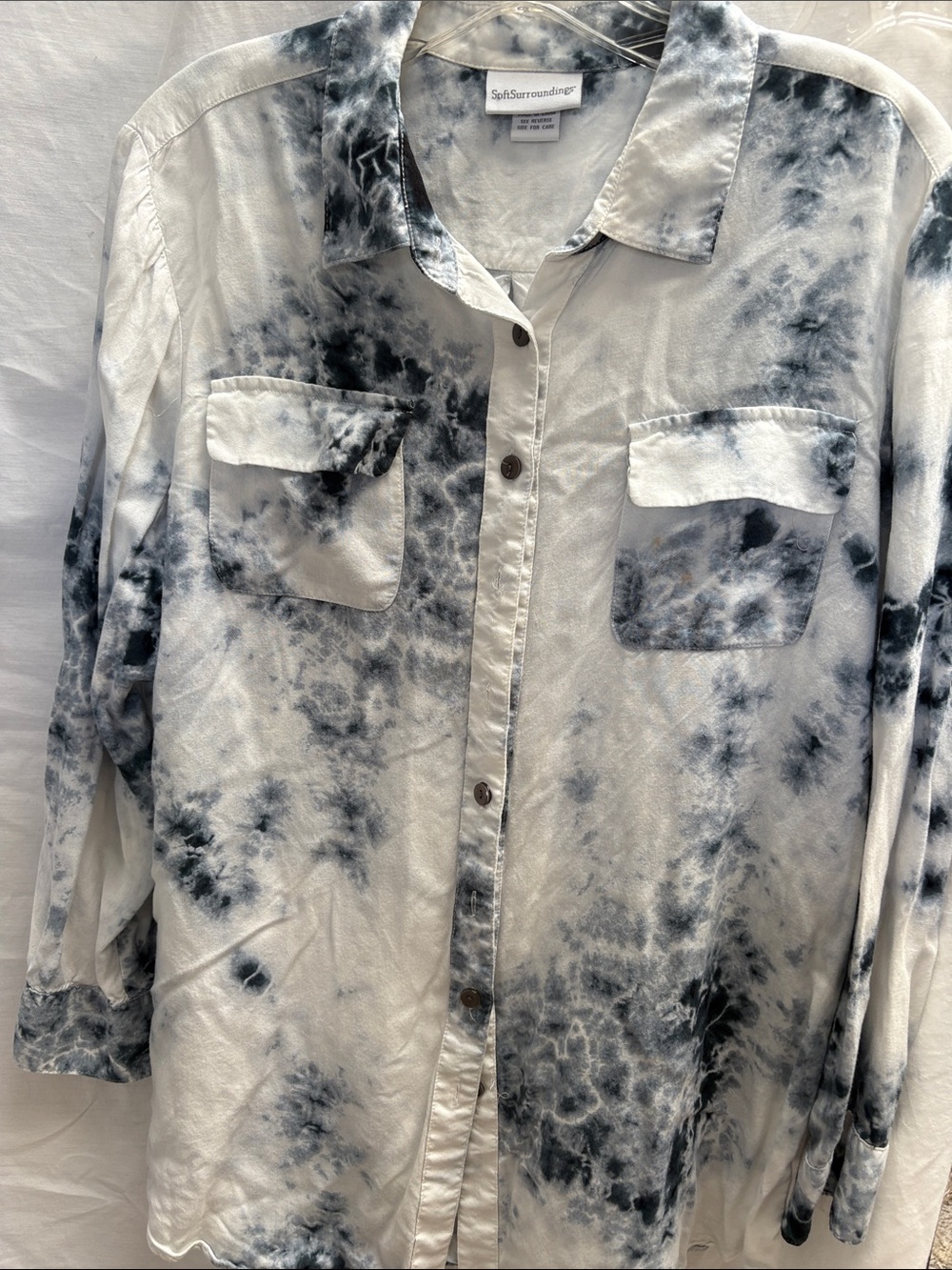 Soft Surroundings Men's Black & White Tie-Dye Button-Down Shirt